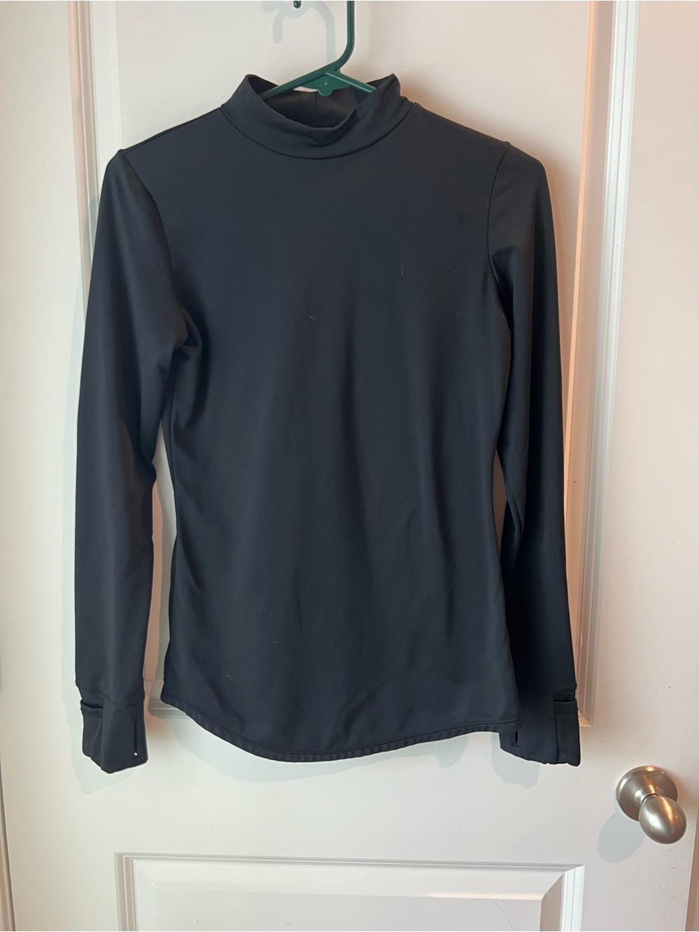 Cuddl Duds Climate Right Black base layer Mock Neck Top. XS